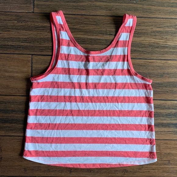 🇺🇸 Crop Tank Top🇺🇸 - Picture 2 of 4